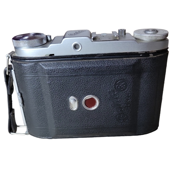 Vintage Black and Brown Camera with Leather Case - Picture 2 of 9